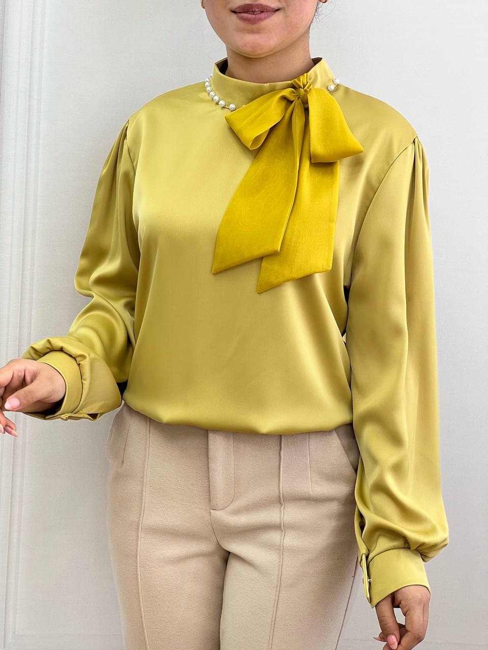 شومیز ساتن یقه مروارید کد 3494