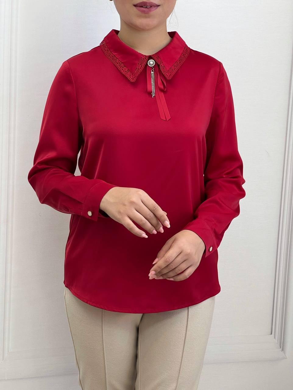 شومیز ساتن یقه مروارید کد 3495