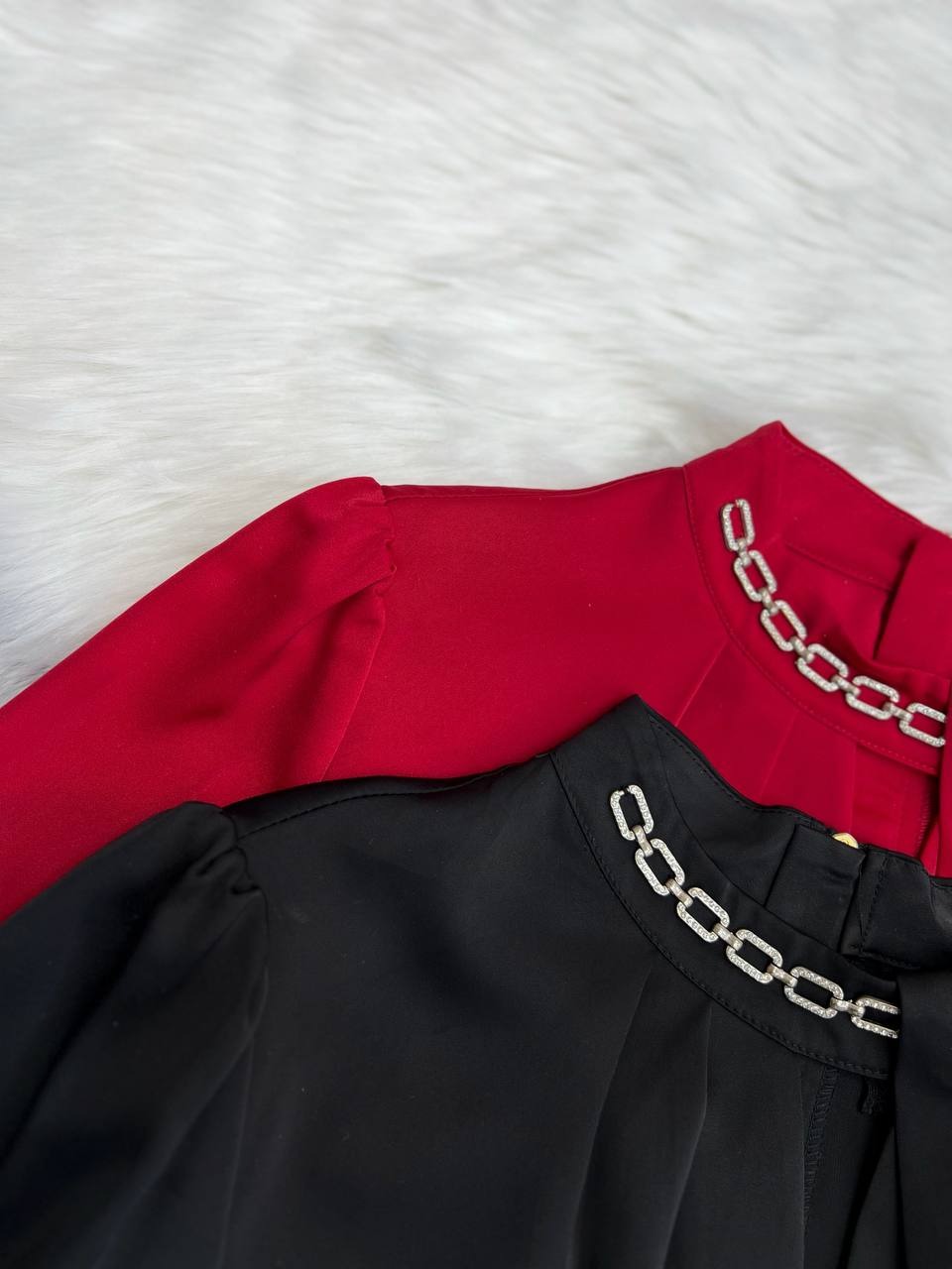 شومیز ساتن یقه نگین کد 3524