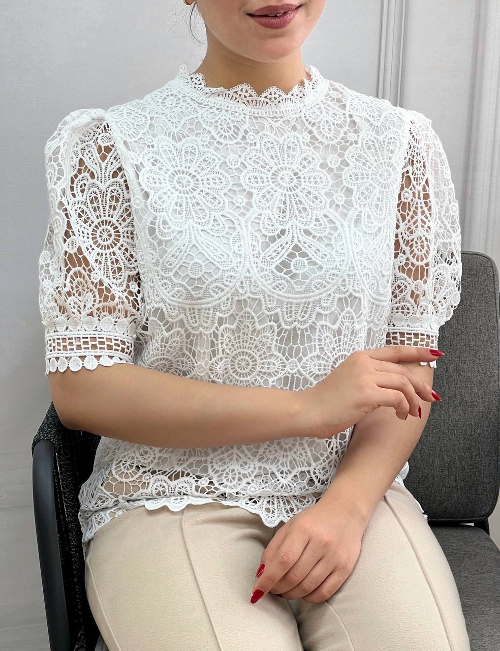 شومیز دانتل عروسکی آستین پف کد 3528