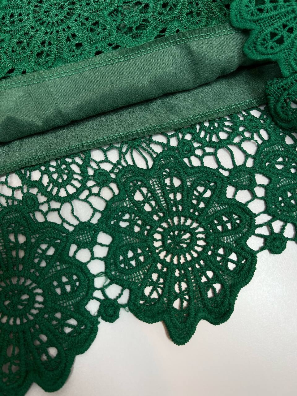 شومیز دانتل عروسکی آستین پف کد 3528