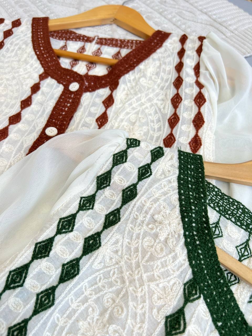 شومیز قلاب بافی استین حریر کد 3545