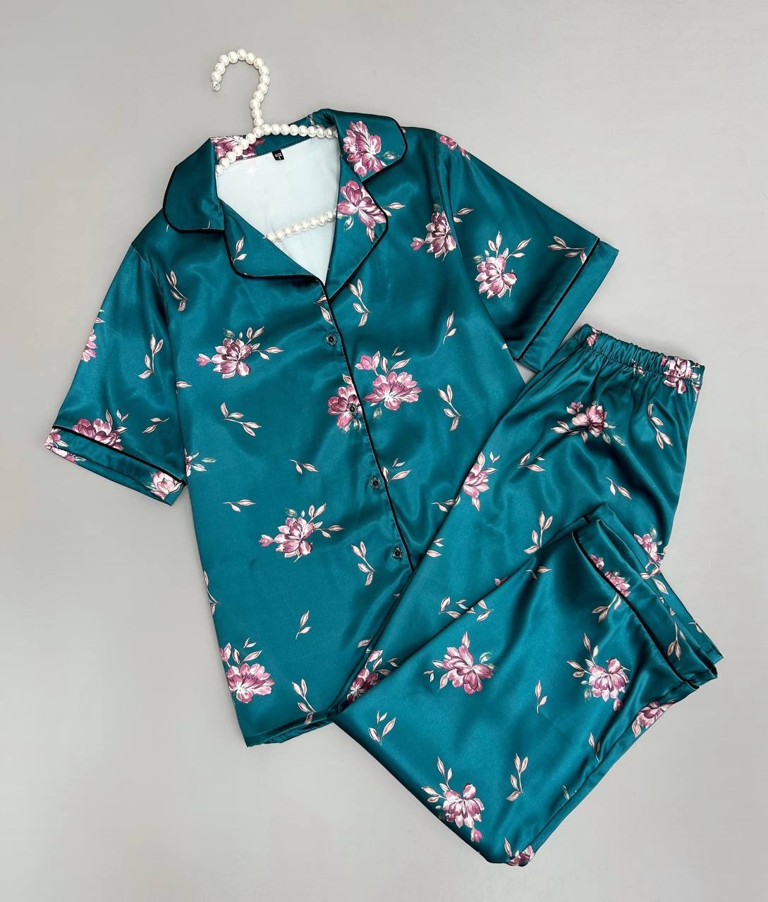 ست پیراهن و شلوار ساتن 5 طرح کد 3580