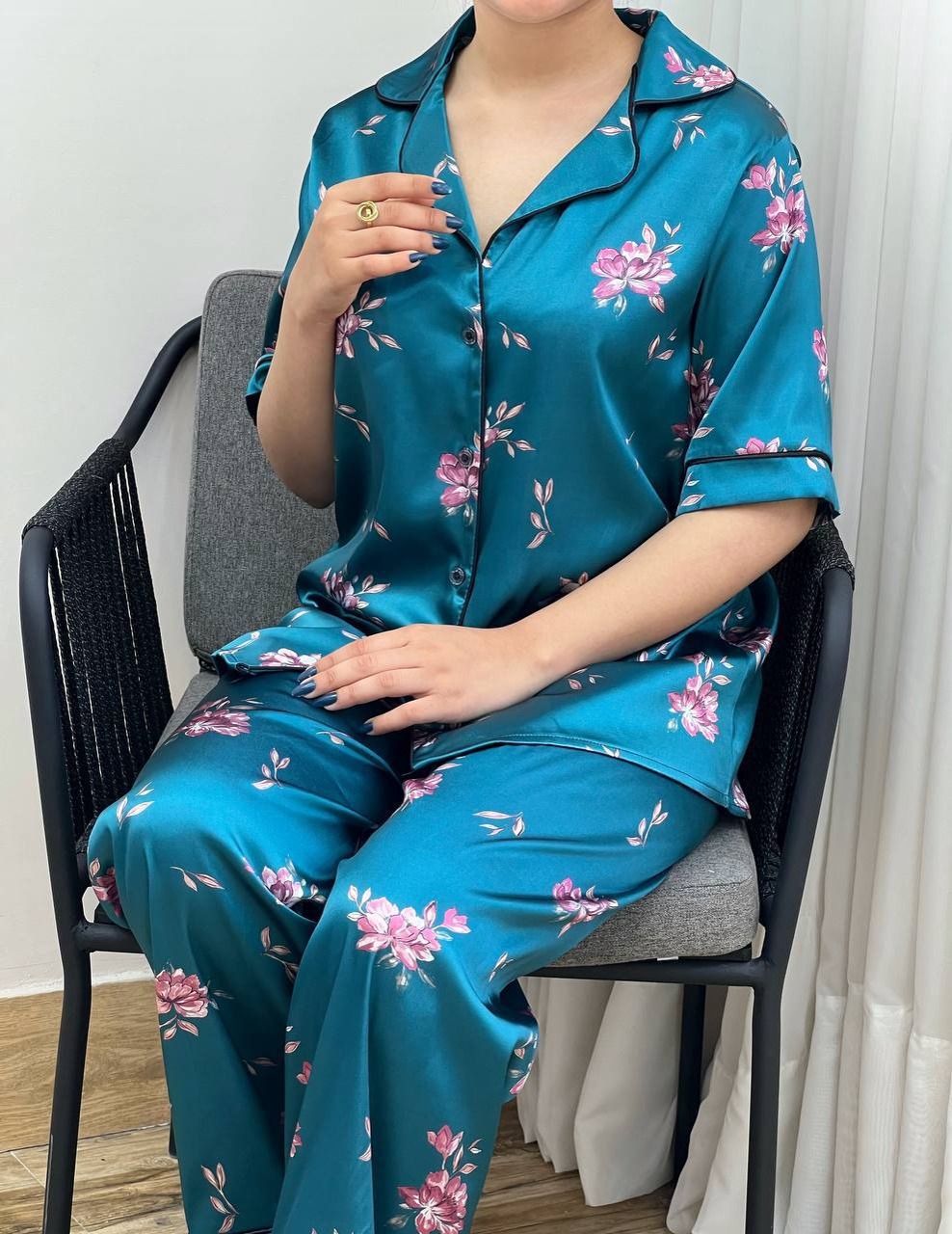 ست پیراهن و شلوار ساتن 5 طرح کد 3580