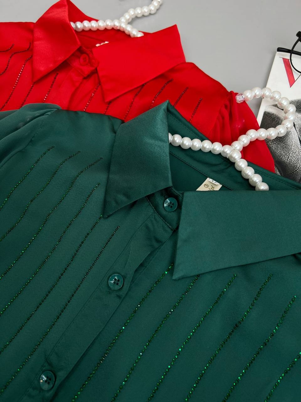 شومیز نگین کاری شده دو رنگ کد 3586