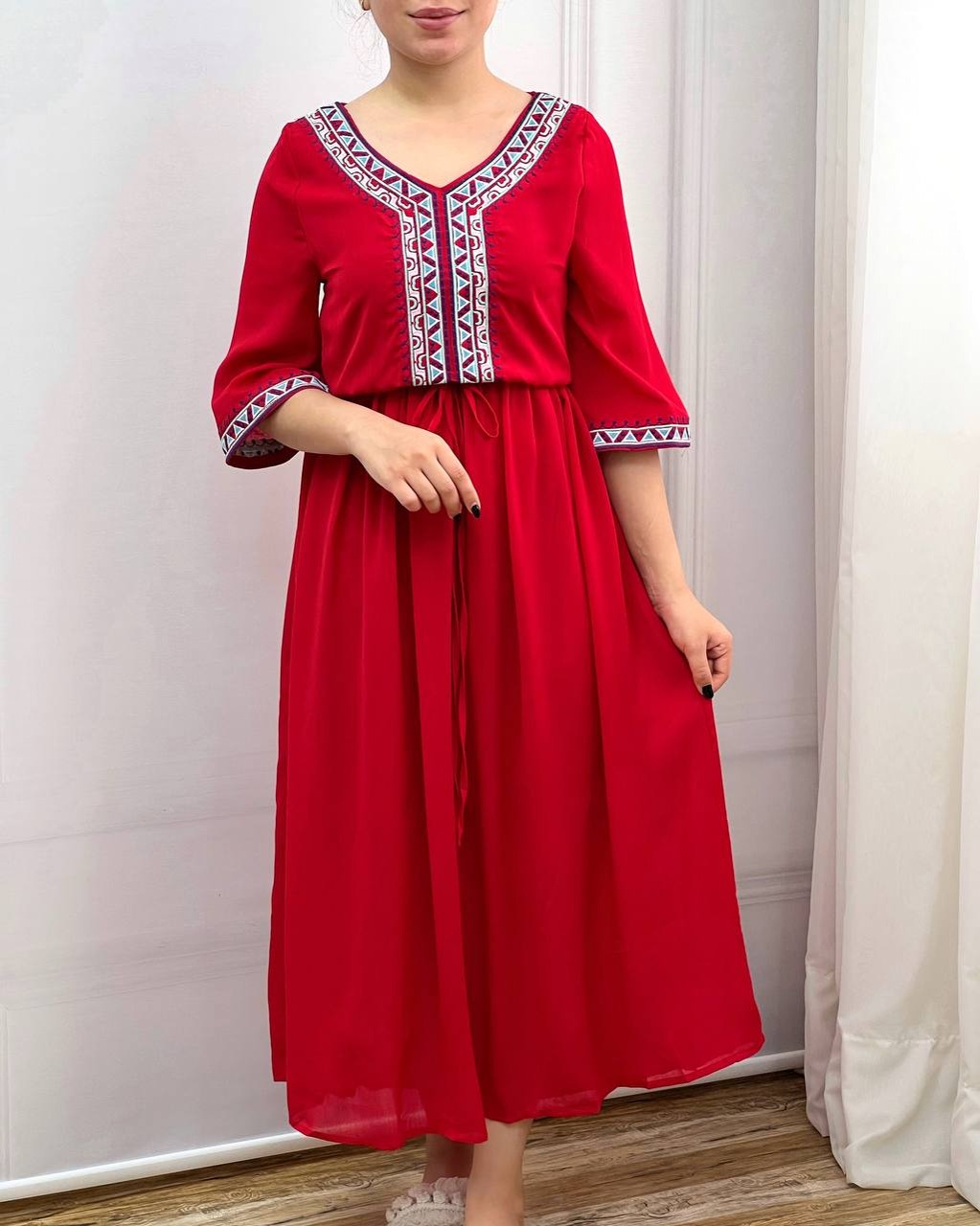 پیراهن بلند گلدوزی قرمز کد 3587