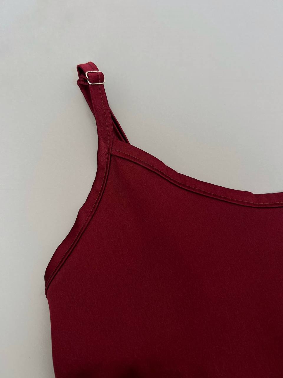 ست تاپ و شلوارک ساتن لبه تور ساده کد 3593