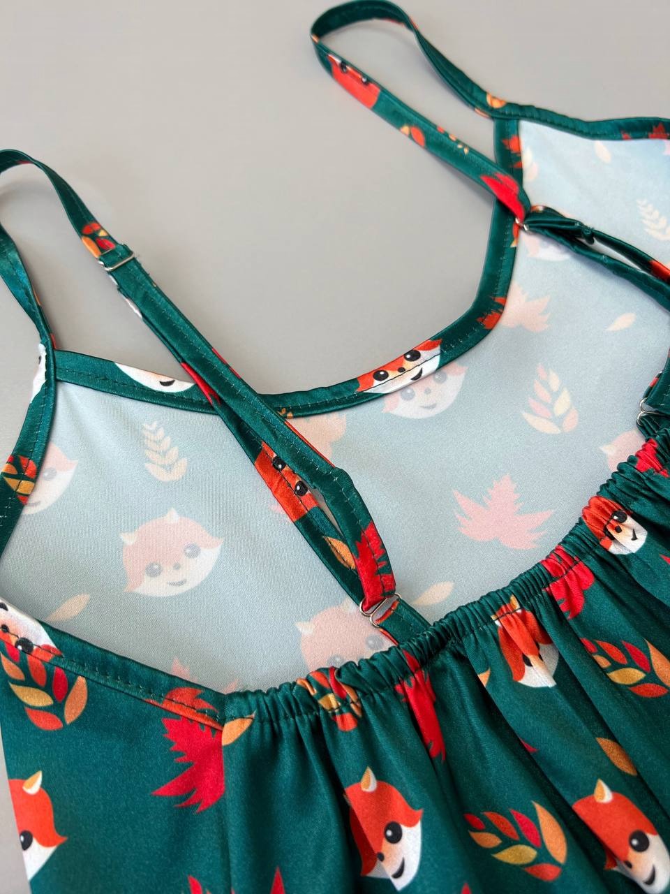 ست تاپ و شلوارک پایین چین کد 3606