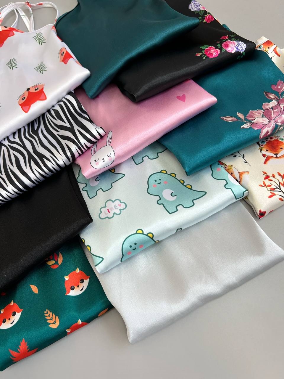 ست تاپ و شلوارک پایین چین کد 3606