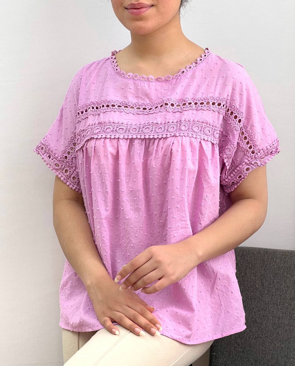 شومیز نخ توپی با نوارای دانتل کد 3614