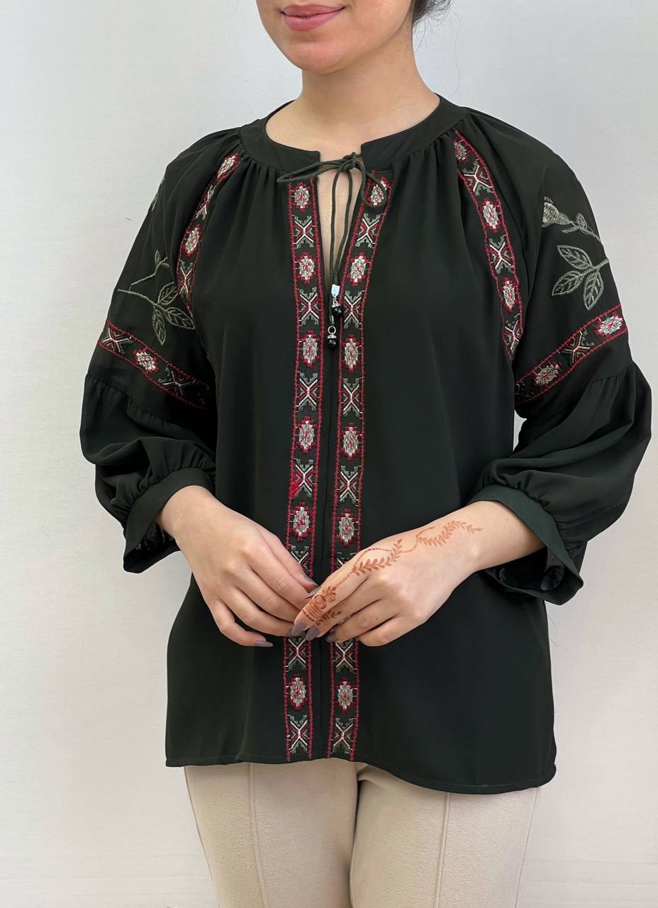 شومیز کرپ حریر گلدوزی شده کد 3621