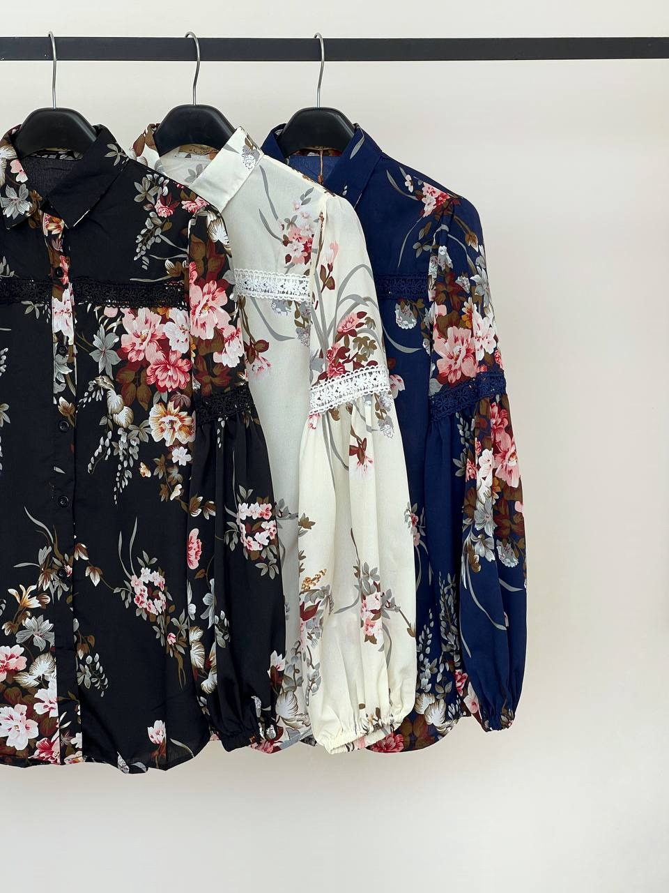 شومیز آستین پف گلدار کد 3639