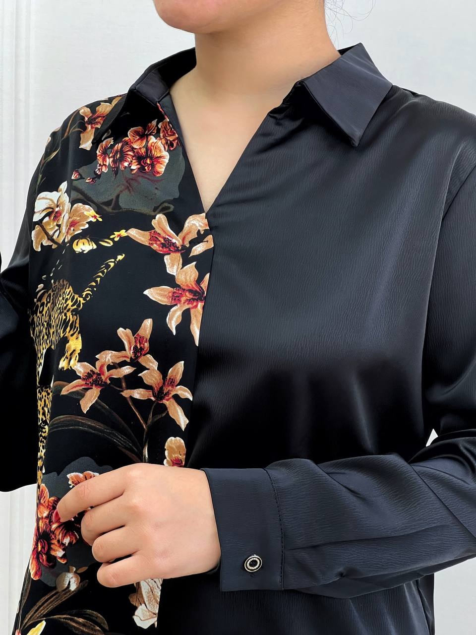 شومیز ساتن طرحدار کد 3664