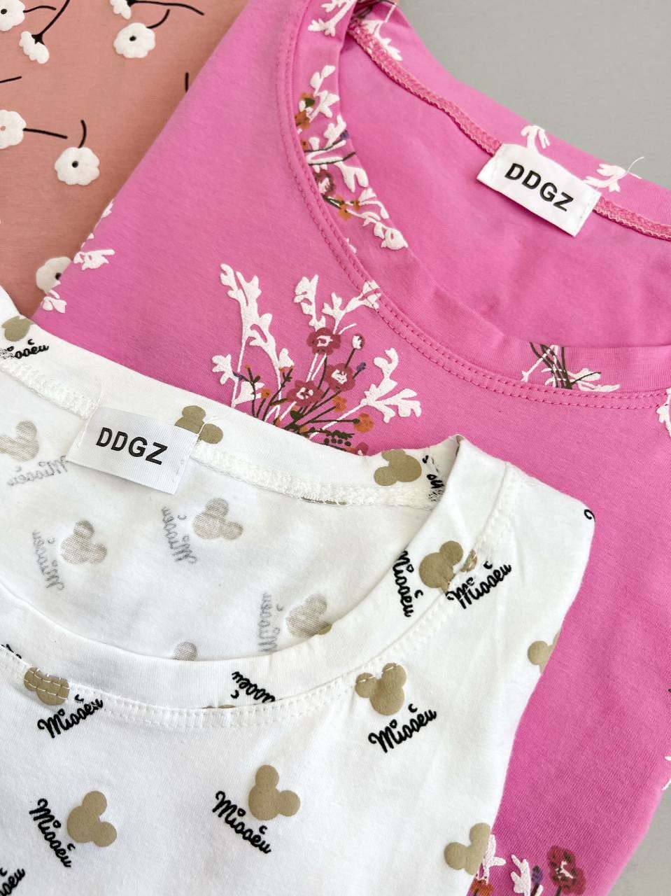 تیشرت گل برجسته وارداتی کد 3665