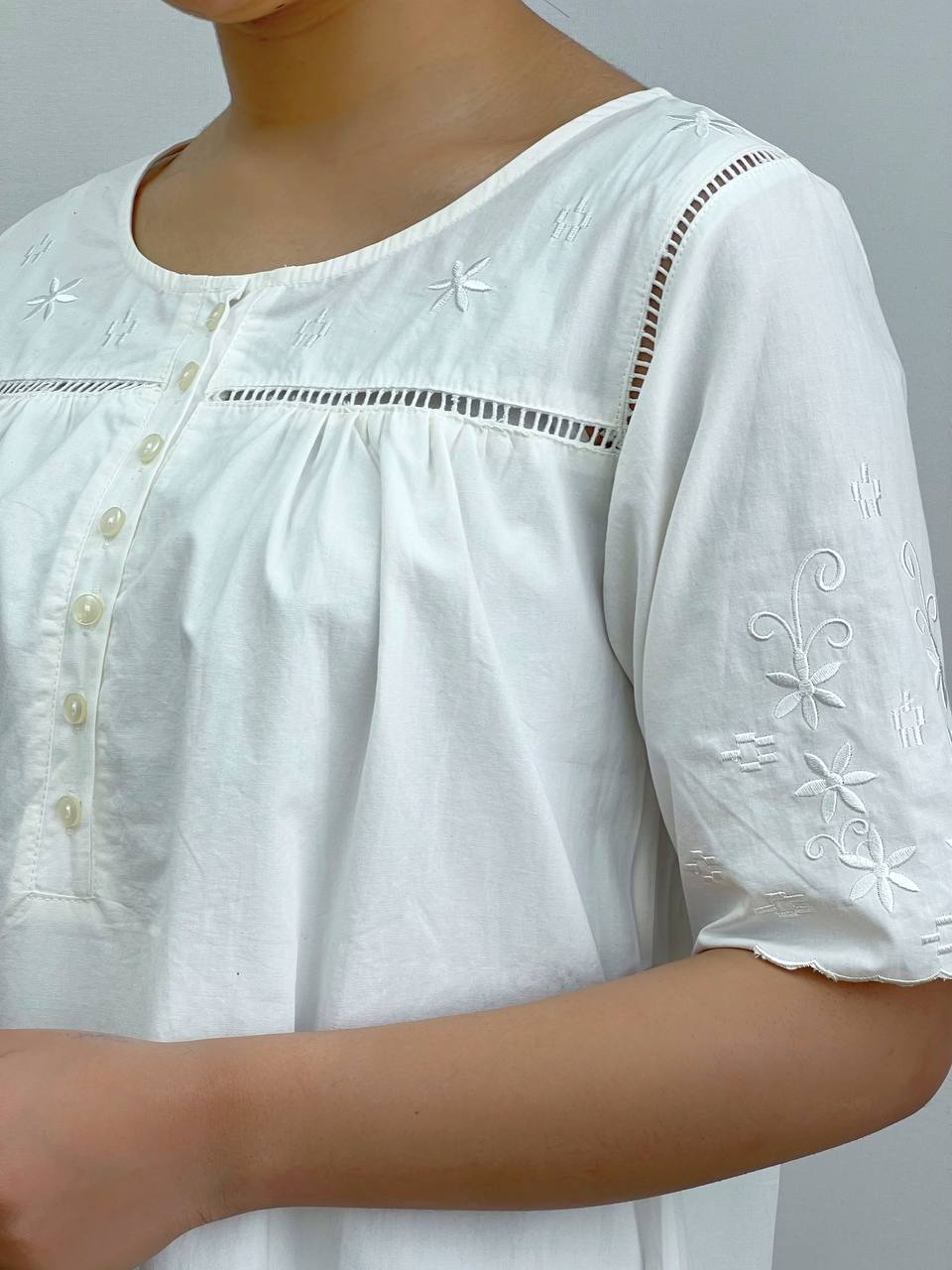 پیراهن گلدوزی تکرنگ کد 3669