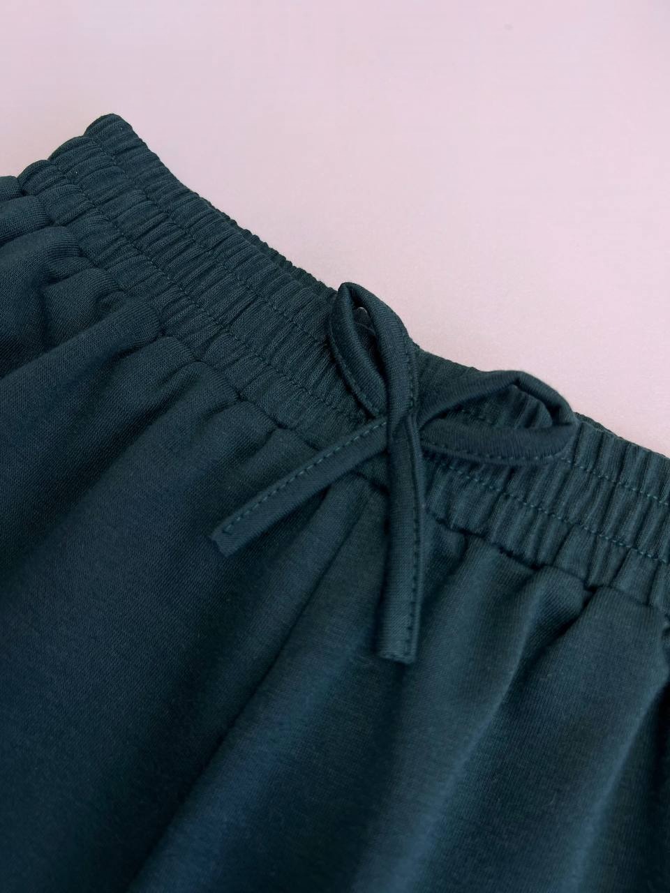 ست نیم تنه و شلوارک اسپورت کد 3682