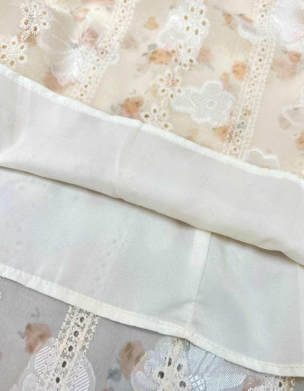 پیراهن گل برجسته تکرنگ کد 3694