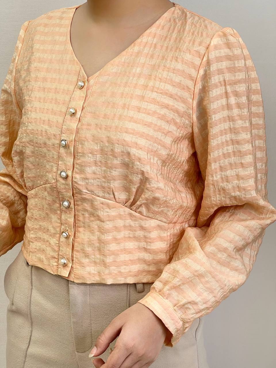 شومیز تکرنگ جلو دکمه کد 3705