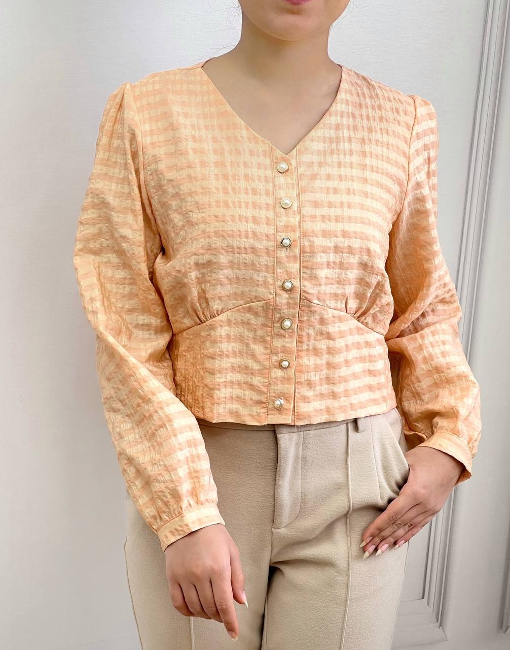 شومیز تکرنگ جلو دکمه کد 3705