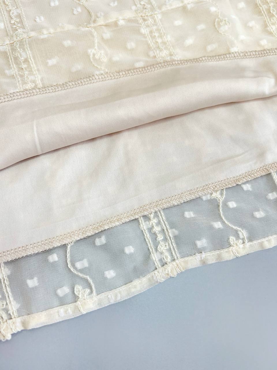 شومیز حریر گلدوزی شده کد 3731