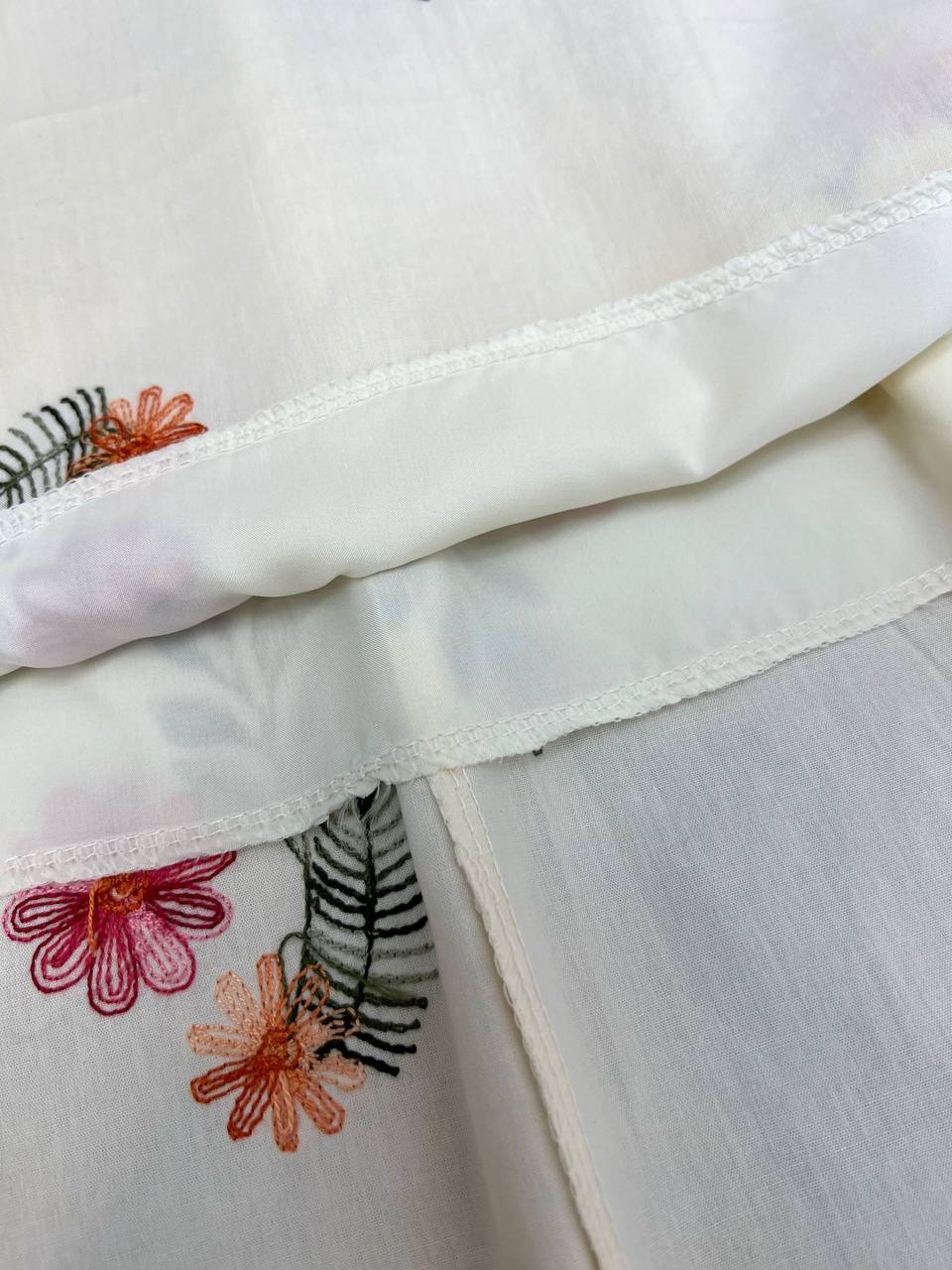 پیراهن کتان نخ گلدوزی شده کد 3732