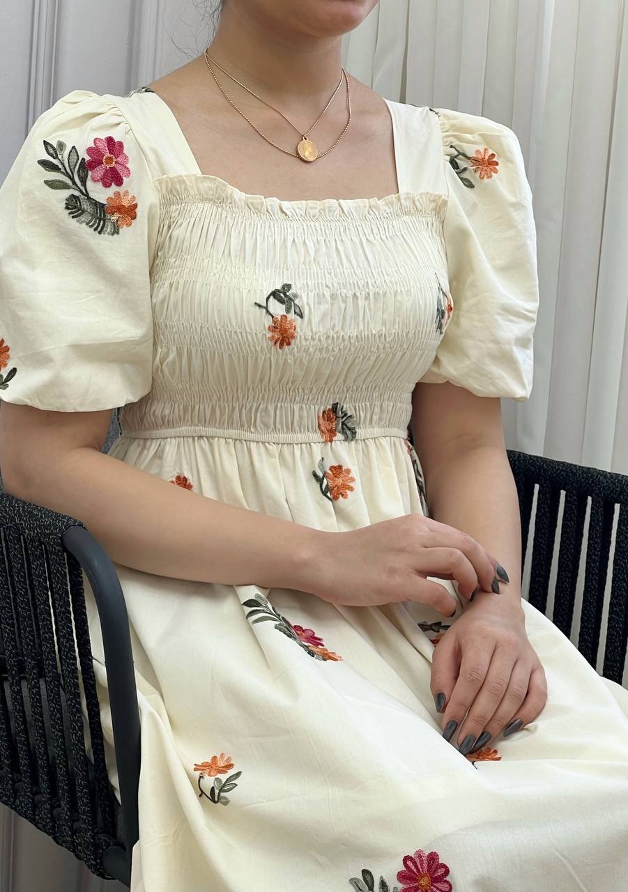 پیراهن کتان نخ گلدوزی شده کد 3732