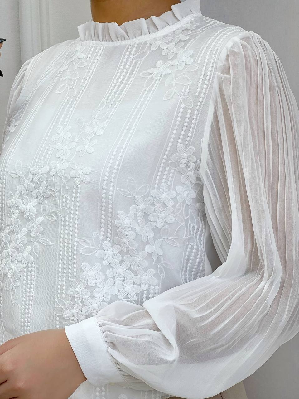 شومیز حریر گلدوزی شده کد 3736