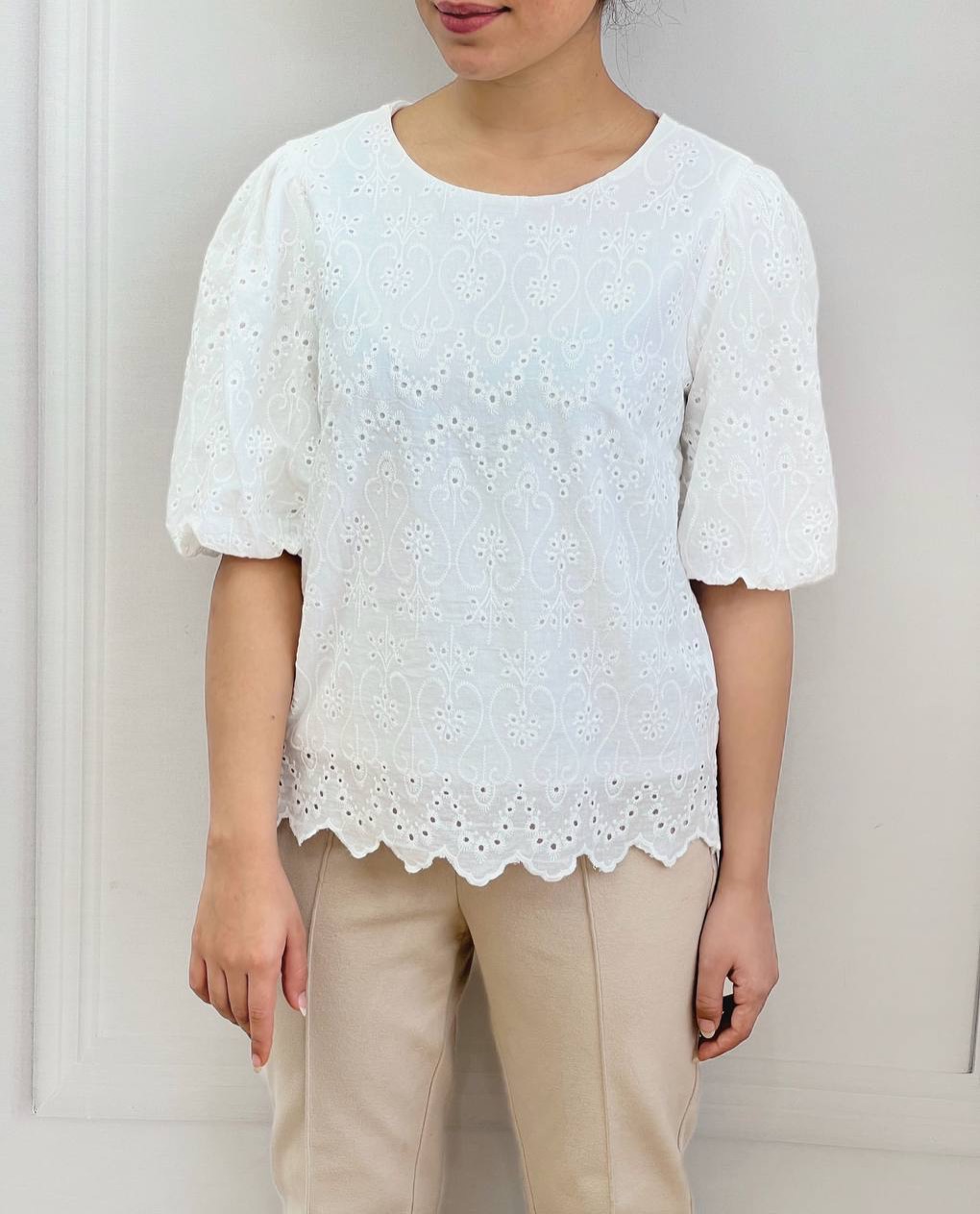 شومیز خامه دوزی استین پف کد 3740