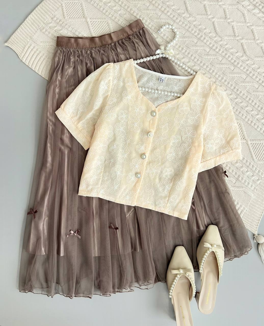 شومیز کراپ تمام گلدوزی کرم کد 3745