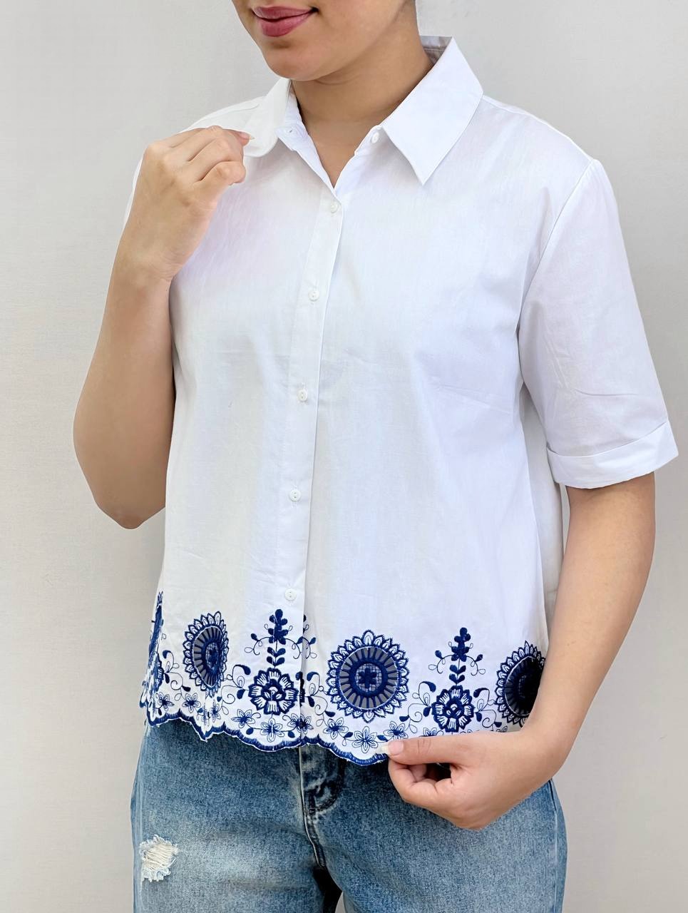 شومیز پوپلین نخ پایین خامه دوزی کد 3746