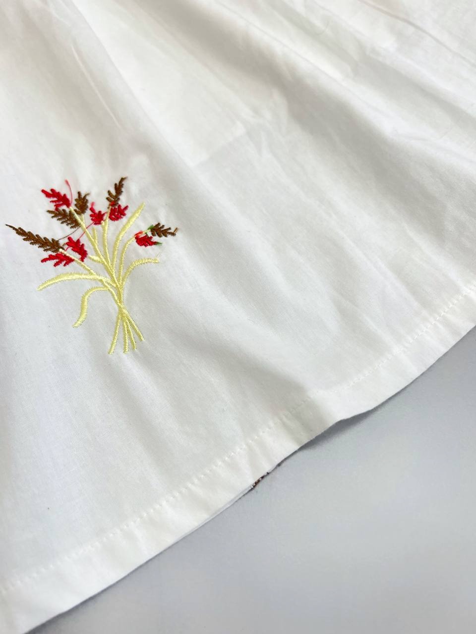 پیراهن کتان نخ گلدوزی شده کد 3748