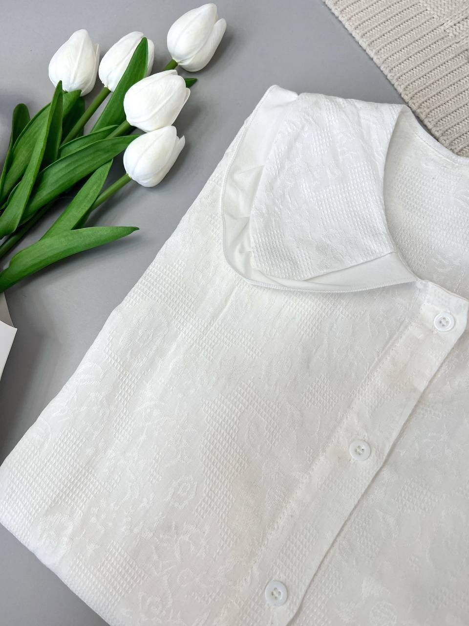 شومیز یقه ب ب گل برجسته کد 3753