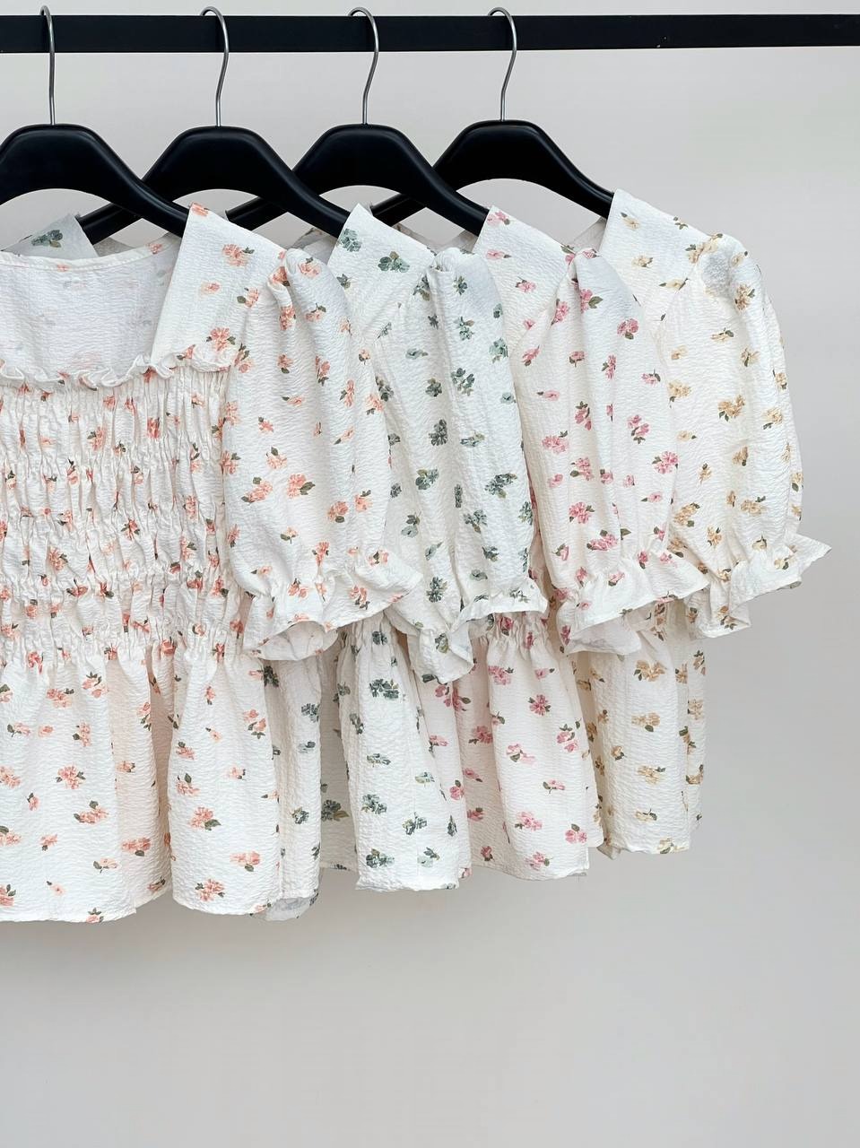 شومیز کرپ گل برجسته شکوفه کد 3760