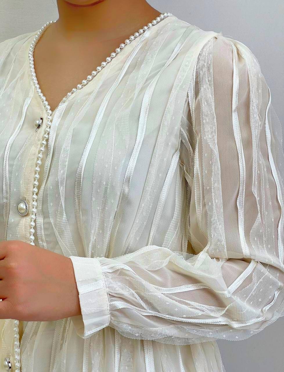 شومیز مرواریدی جلو دکمه کد 3803