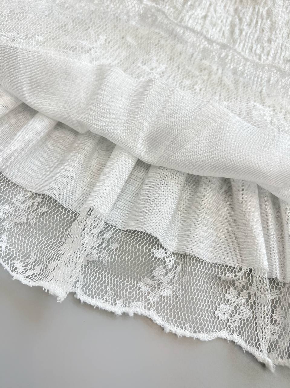 شومیز تمام گیپور کمرکش کد 3812