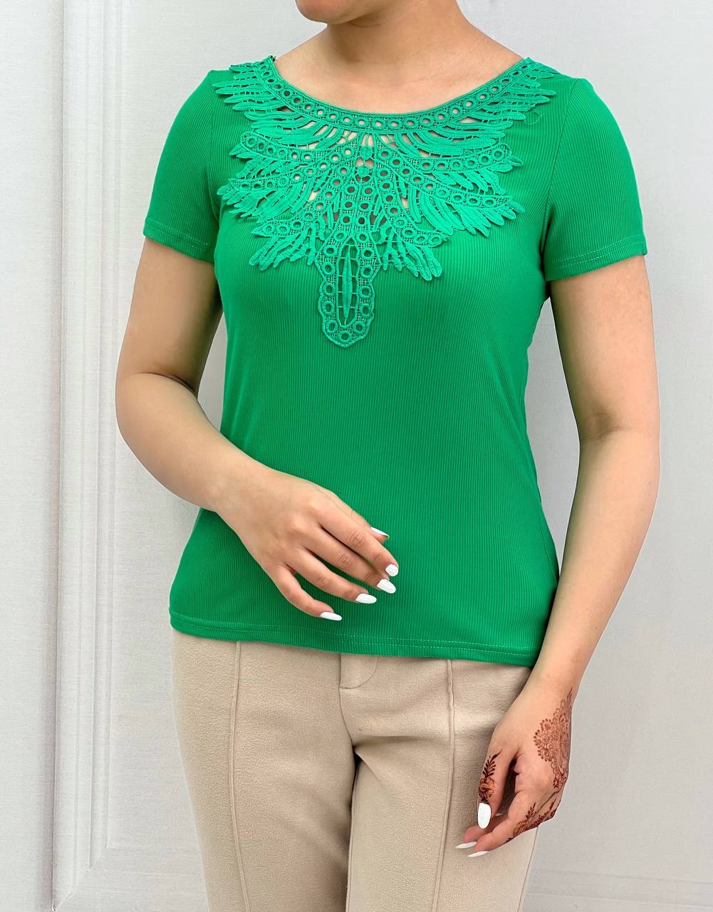 تیشرت یقه گیپور رنگی کد 3814