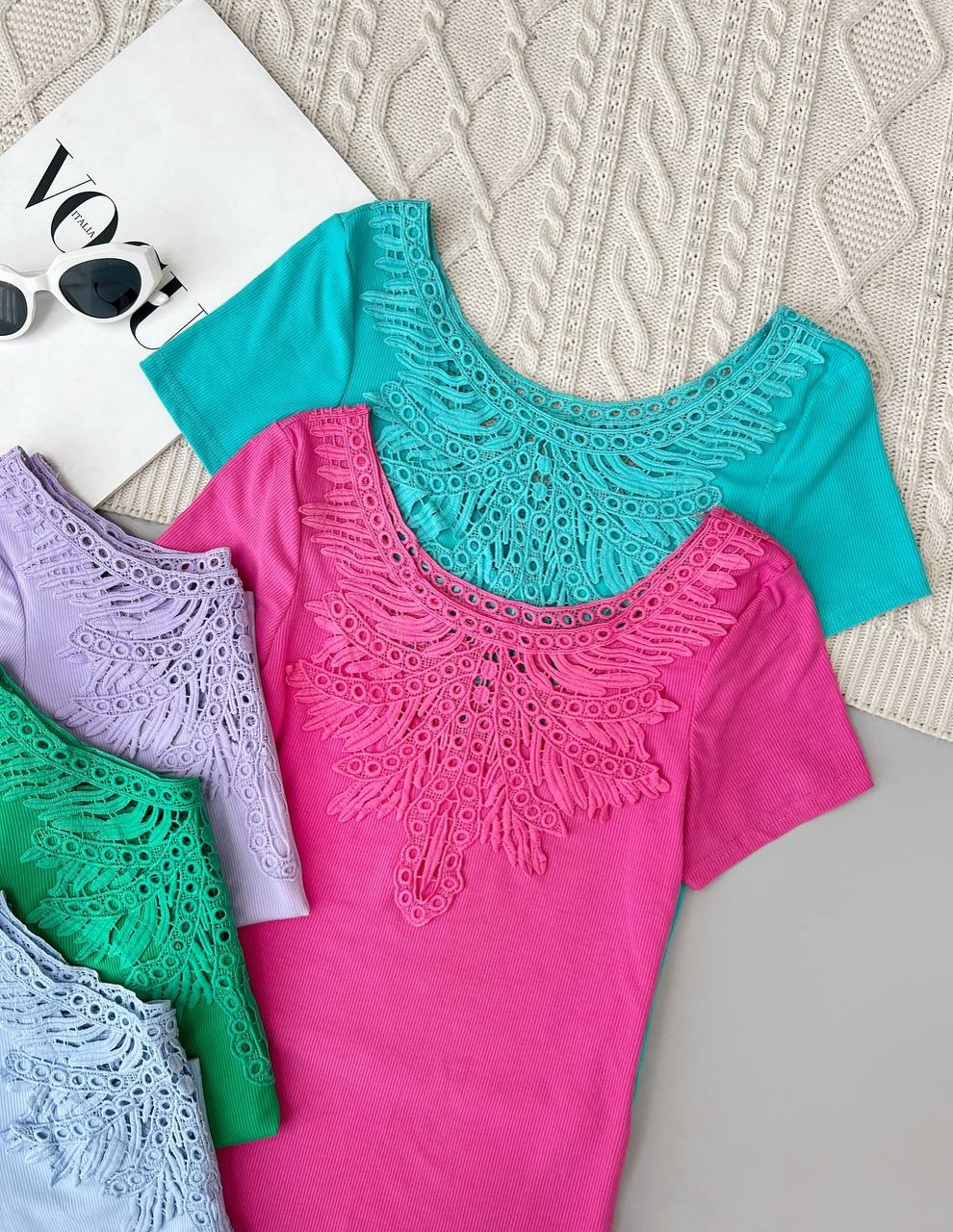 تیشرت یقه گیپور رنگی کد 3814