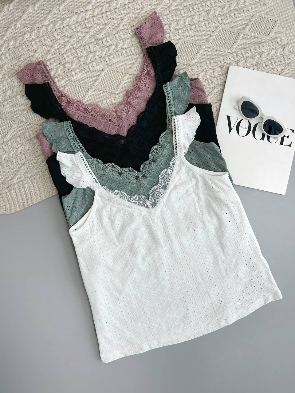 تاپ مراکشی سرشانه چین کد 3824