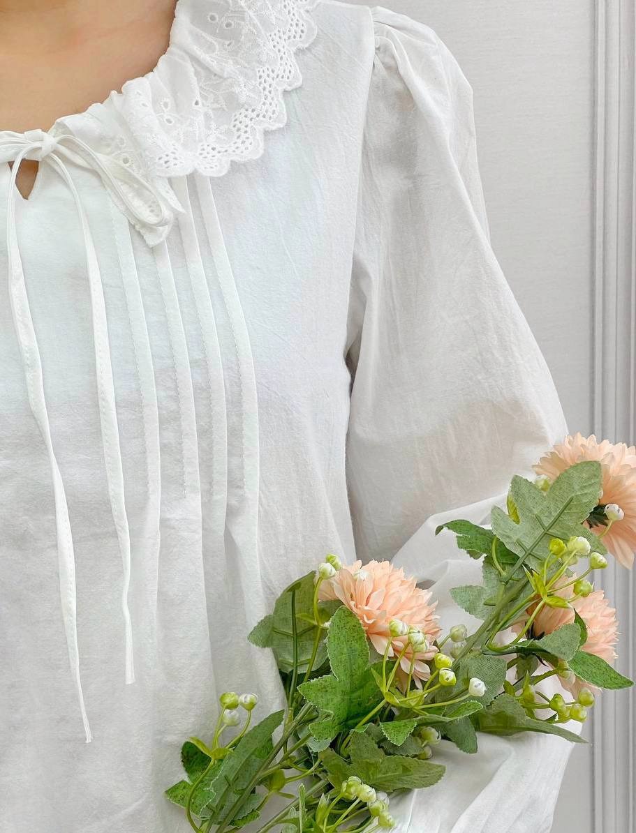 شومیز یقه خامه دوزی پاپیونی کد 3829