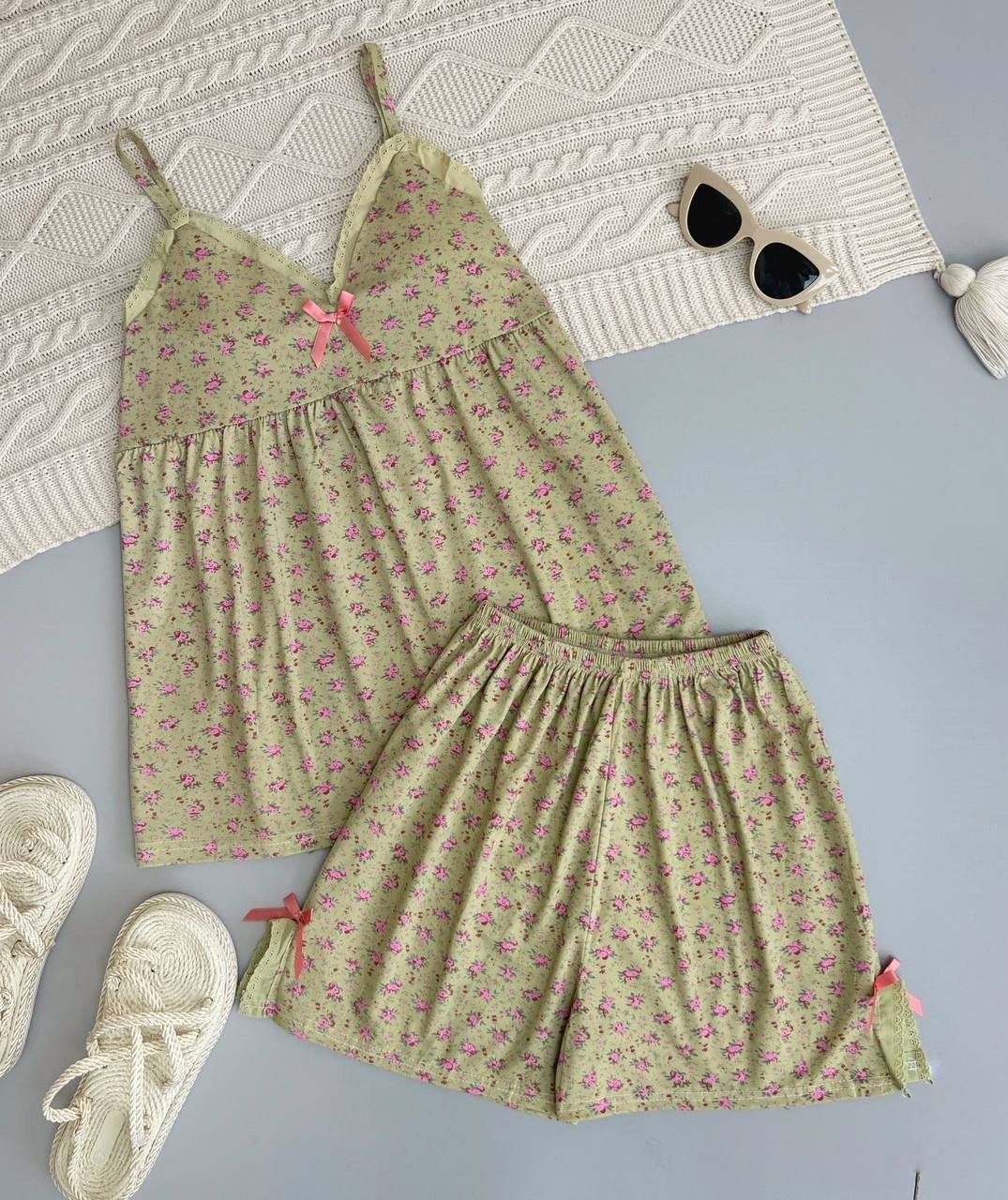 ست تاپ و شورتک گلگلی کد 3852