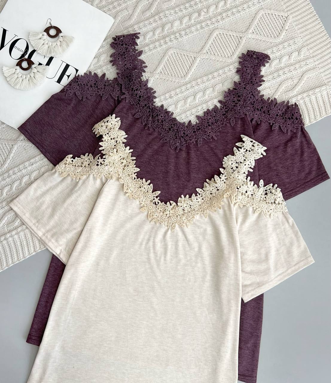 تاپ سرشانه باز یقه دانتل کد 3865