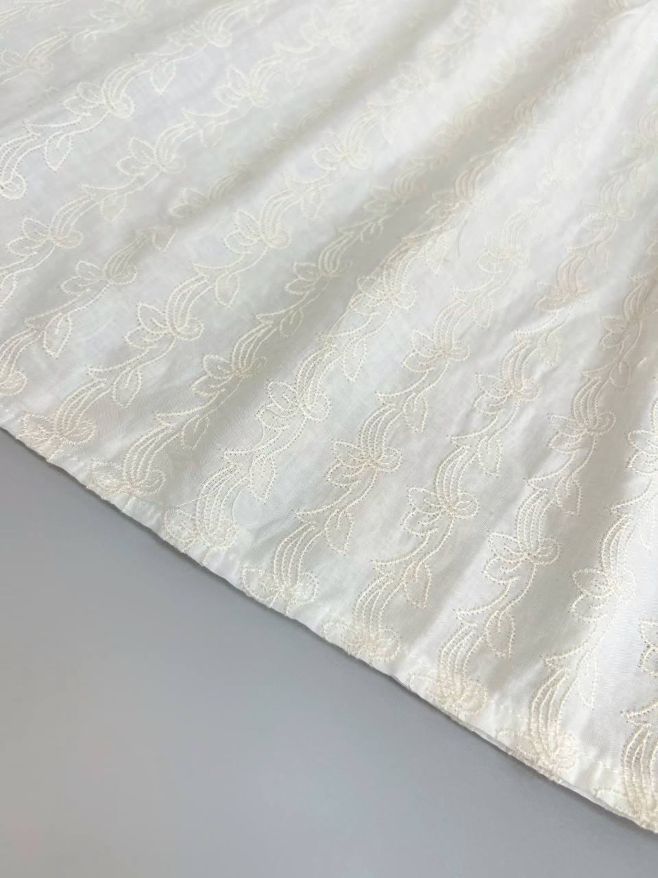 شومیز گلدوزی تکرنگ کد3876