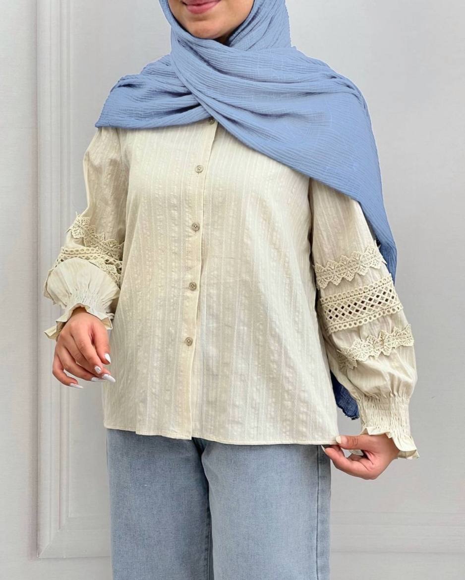 شومیز نخ گل برجسته آستین گیپور کد 3886