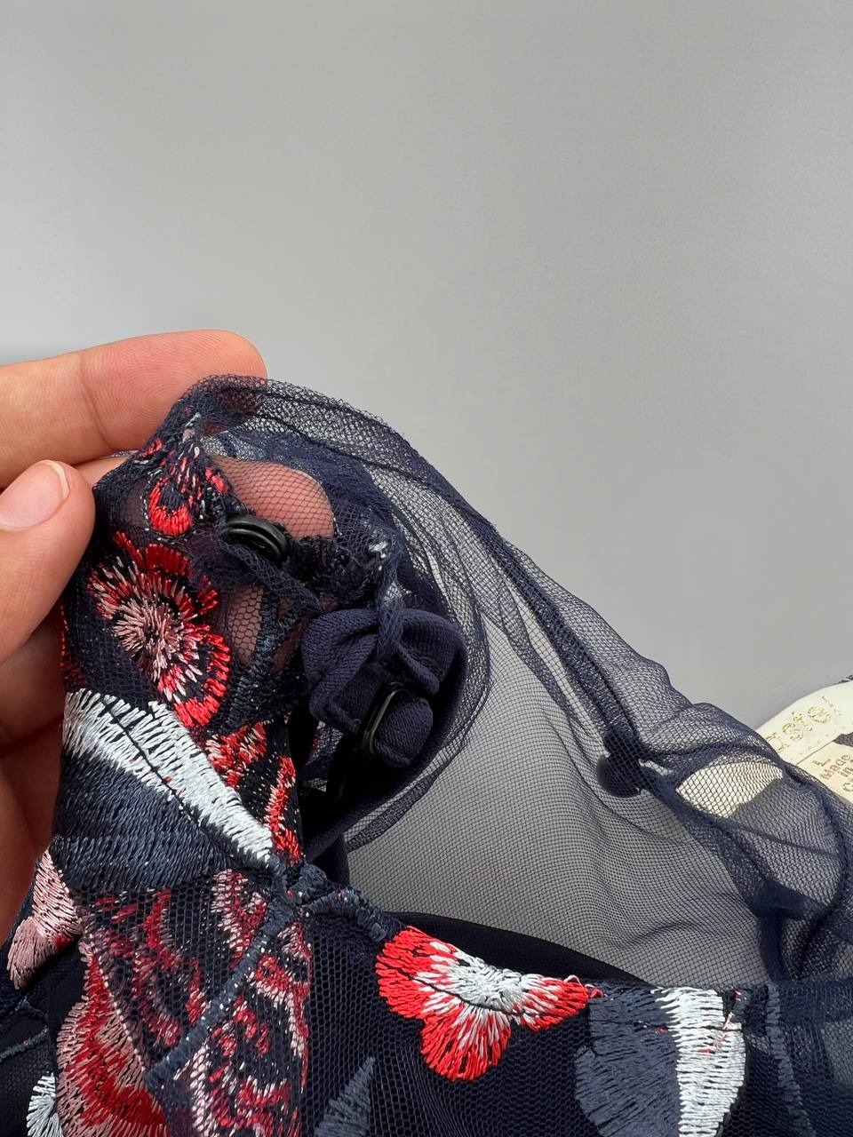 شومیز تور تمام گلدوزی بهمراه تاپ کد 3904