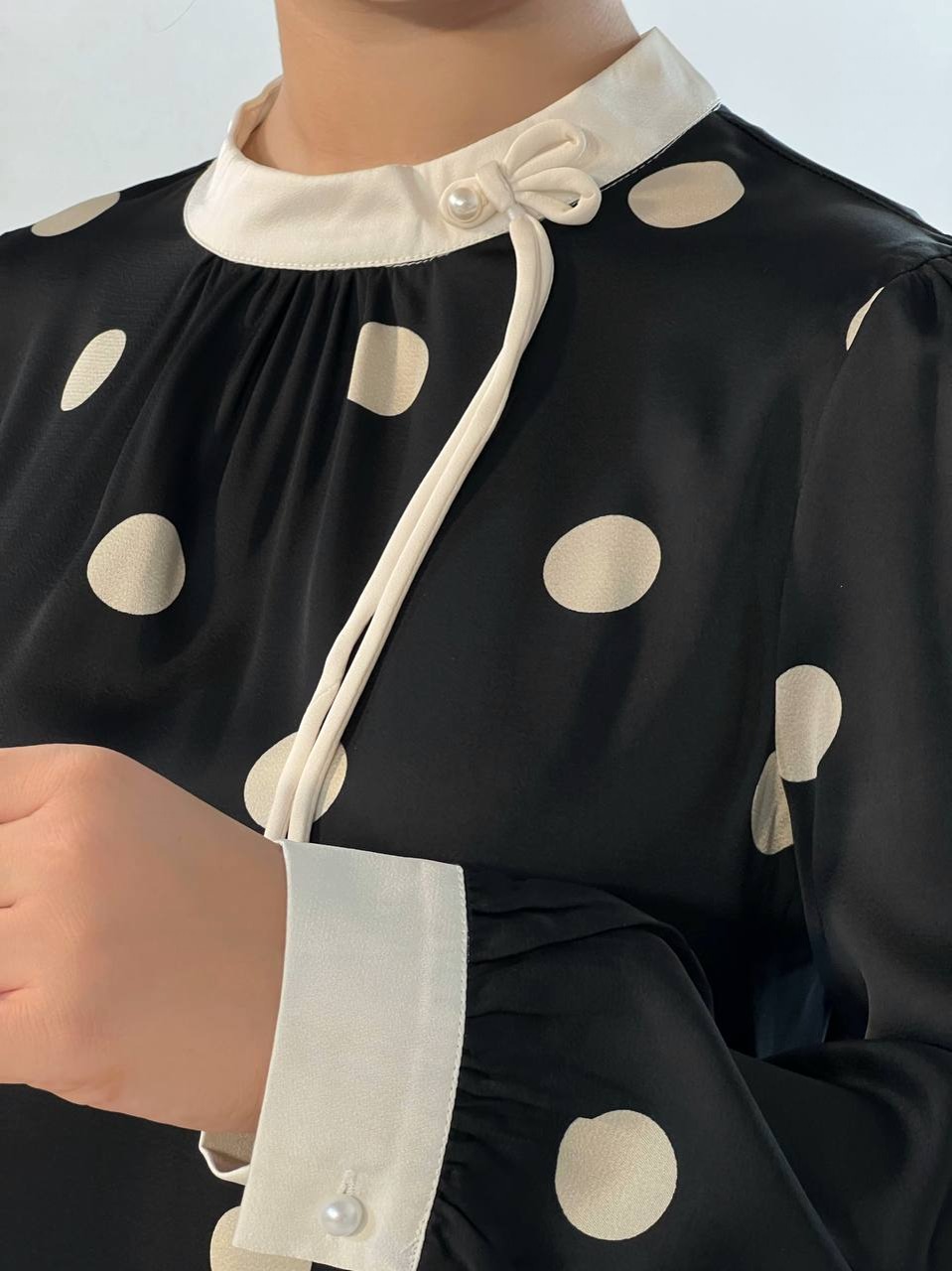 شومیز ساتن توپی اورجینال کد 3909