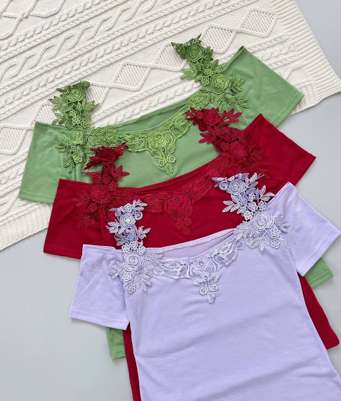 تیشرت سرشانه دانتل سه رنگ کد 3918