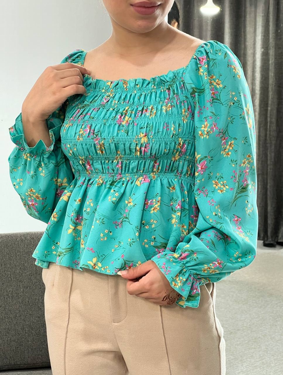 شومیز کش ماسوره ای گل ریز کد 3919