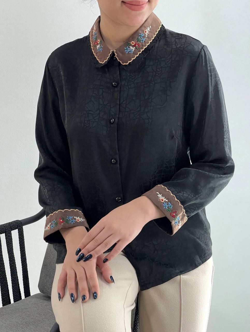 شومیز ساتن مزونی کد 3921