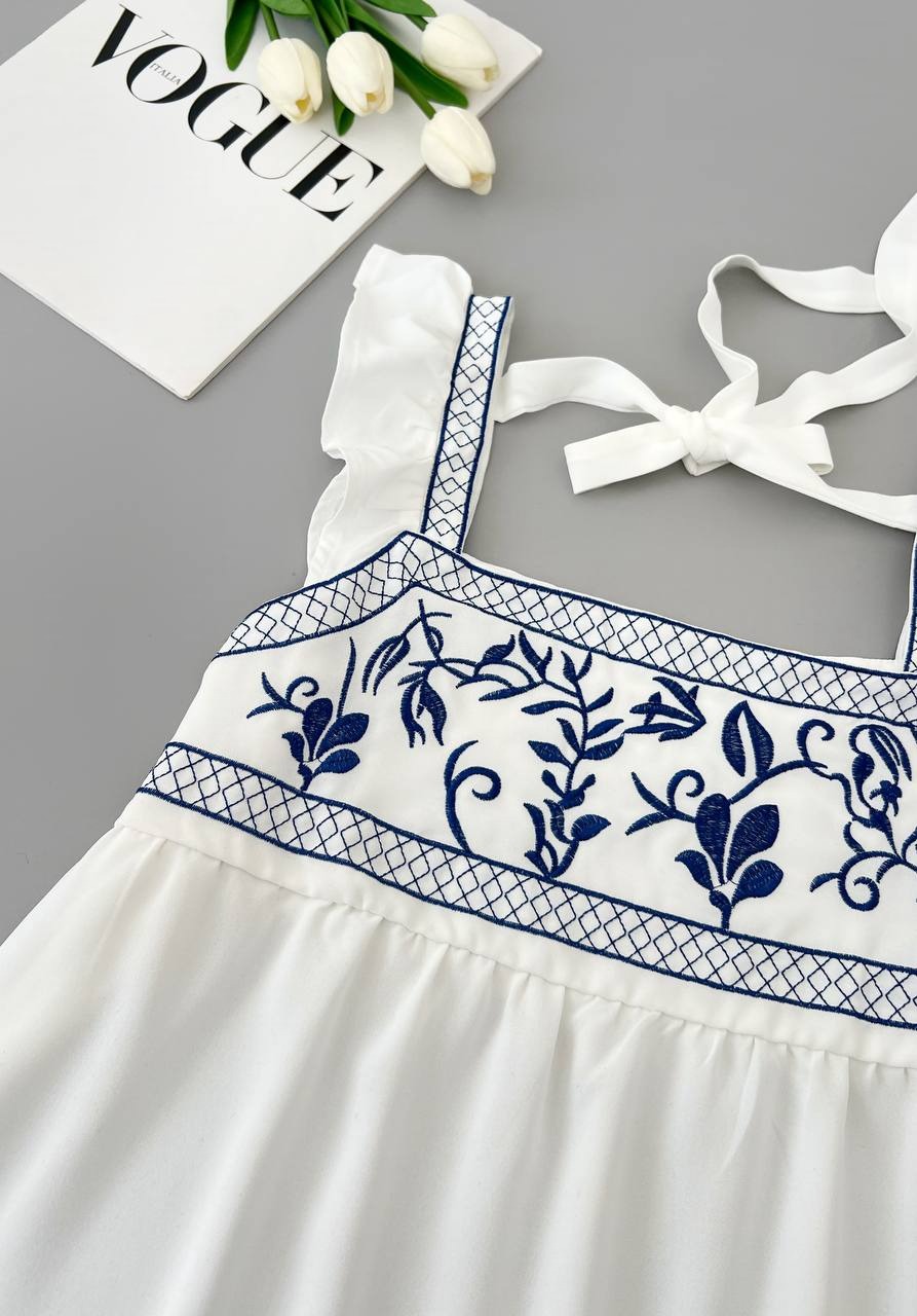 شومیز گلدوزی پشت پاپیون کد 3923