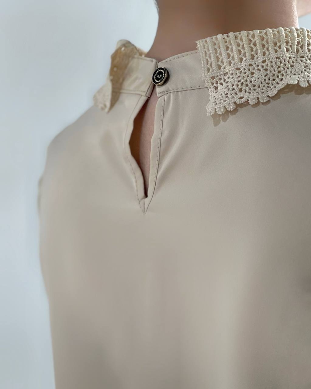 شومیز ساتن نوار گیپور اورجینال کد 3945